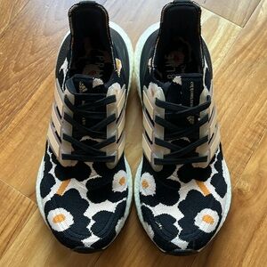 ADIDAS X MARINEKKO ultra boost runner size 6.6